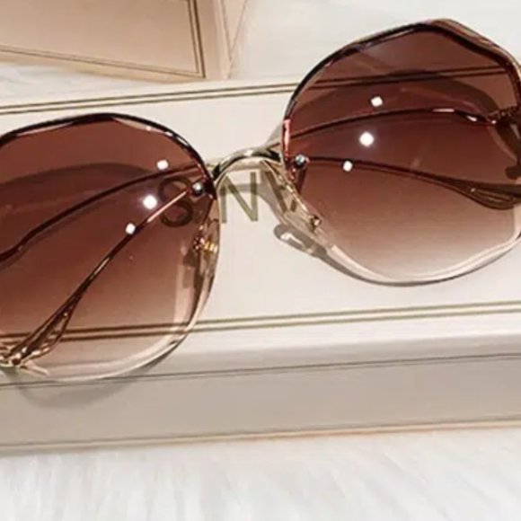 Sunglasses Glamorous Elegance Self-Indulgence Brown, Brown Women’s UV 400 - Picture 7 of 7